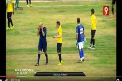 بالفيديو  حكم تونسي يبكي خلال مباراة كرة قدم