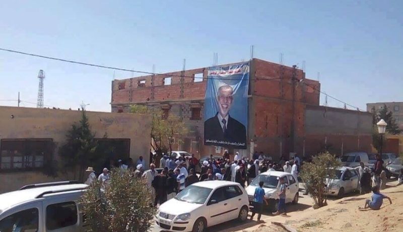 أعيان الأغواط وتيارت يتوافدون على مسقط رأس بلخادم للمشاركة في مسيرة ضد تصريحات سعداني