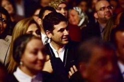 أحمد عز يفاجئ الجميع بحضوره في حفل أنغام وأصالة