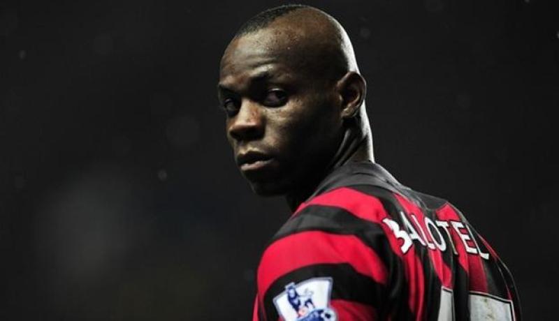 بالوتيلي  أحب إيطاليا ولكني أريد البقاء في ألمان سيتي