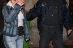 امرأة تقود شبكة لتهريب الأدوية والنحاس إلى المغرب بسيدي بلعباس