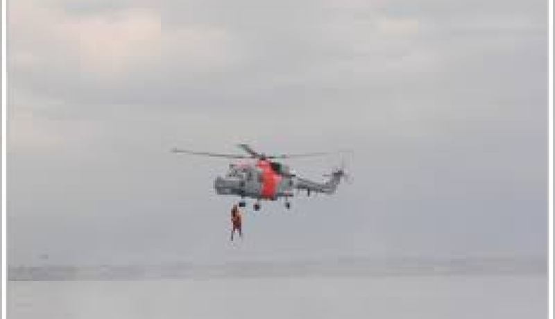 انقاذ 4 صيادين عالقين وسط الصخور بسواحل مدينة وهران