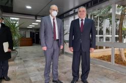 وزير التعليم العالي يستقبل سفير لبنان في الجزائر