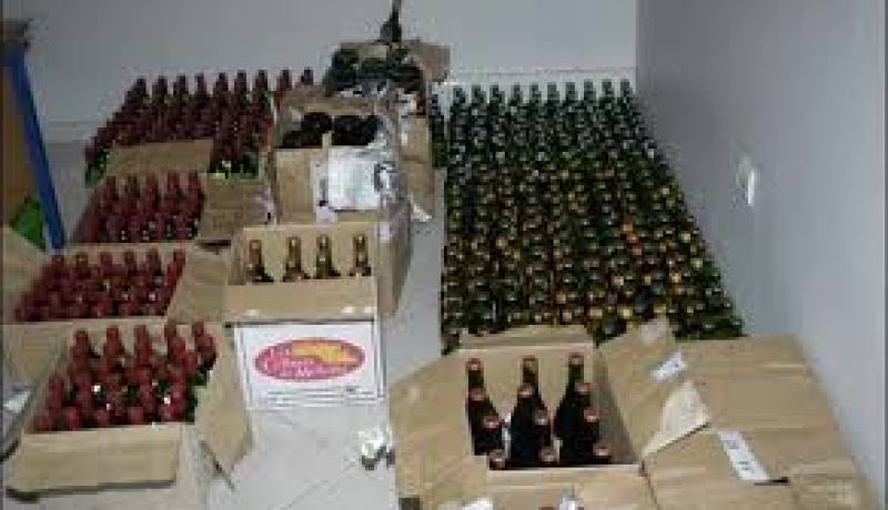 الامن يحجز 1754 قارورة خمر في خنشلة