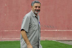 على الحكام أن يكشفوا كيف تصلهم التعليمات ومسؤولو كرة القدم تم فرضهم على الأندية