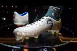 بالفيديو… حذاء من الألماس هدية لرونالدو