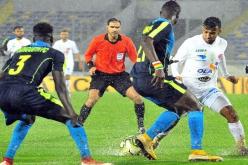 المغاربة يشتكون الحكم الجزائري بن براهم للكاف !!