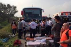 مقتل 8 من فلسطينيات  وإصابة 33 في حادث سير بالنقب