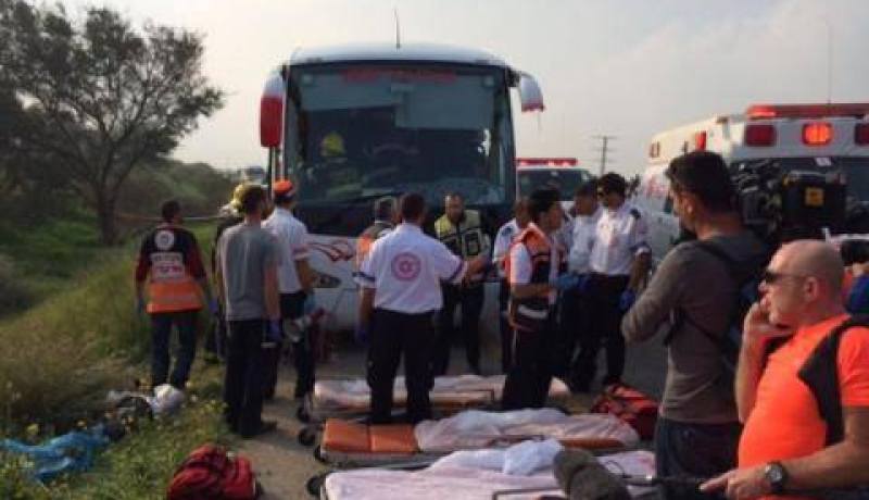 مقتل 8 من فلسطينيات  وإصابة 33 في حادث سير بالنقب