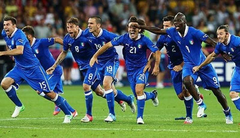 العدالة الكروية تمنح إيطاليا التأهل على حساب الإنجليز