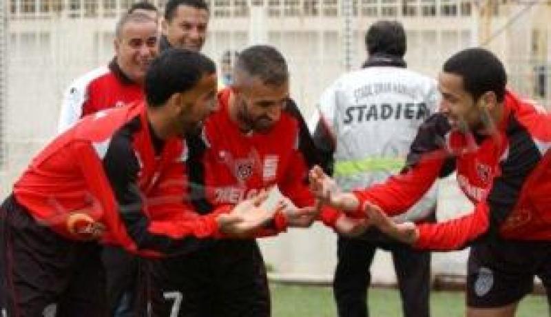 عمور يخضع لبرنامج مكثف للجاهزية أمام بلوزداد وغازي وبورحلي عادا أمس