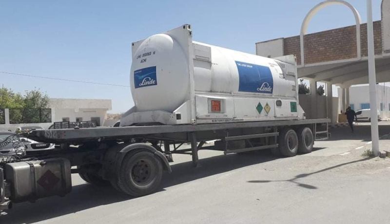 الجزائر ترسل شحنات من الاوكسجين إلى تونس