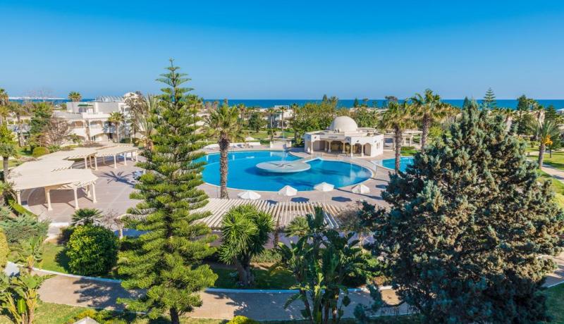 قضاء أسبوع في تونس بـ 28 ألف دينار لعمال الجامعات والأساتذة