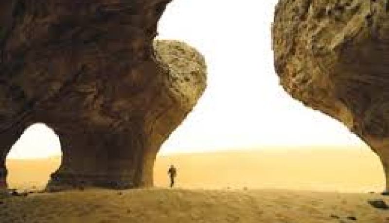 المسار السياحي الصحراوي في الجزائر مؤمن