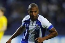 براهيمي يتراجع إلى المرتبة الثالثة لأحسن هدافي أبطال أوروبا