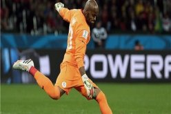 مبولحي ضمن المرشحين للقب أحسن حارس مرمى في نهائيات كأس العالم 2014