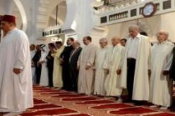 السادة بن صالح وولد خليفة وسلال يؤدون صلاة عيد الفطر بالجامع الكبير بالعاصمة