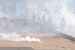 احتجاجات عنيفة بحي النزلة وسط مدينة الوادي