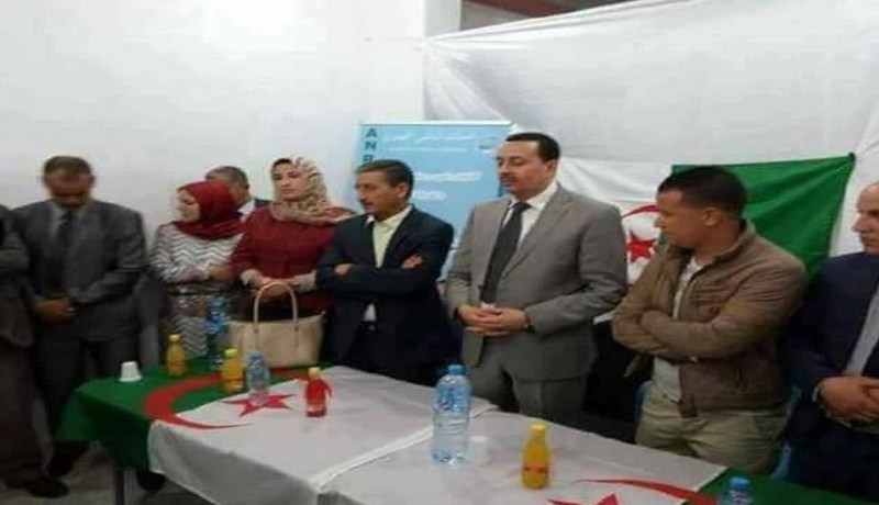 هل يدرك بلقاسم ساحلي الأمر؟