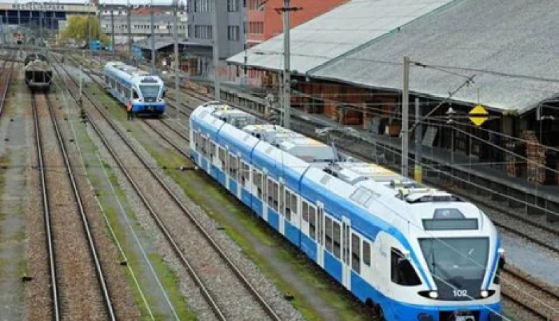 سائقي القطارات بالجزائر العاصمة يواصلون إضرابهم لليوم الثاني على التوالي