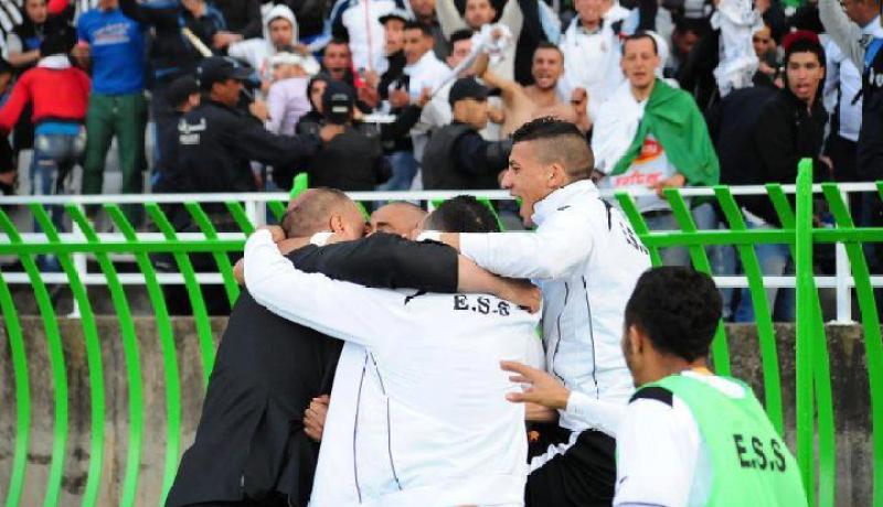 النسر الأسود يتوج بلقب البطولة الوطنية لموسم 2011-2012