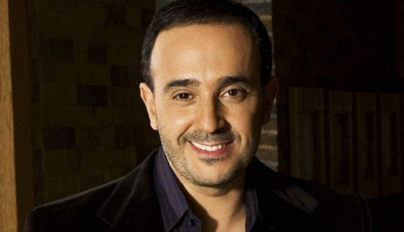 شاهد بالفيديو صابرالرباعي يغني شارة مسلسل ذهاب وعودة