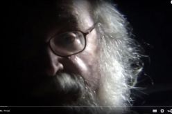 مخرج أمريكي مشهور  مشاهد هبوط الإنسان على القمر مزورة وأنا من صوّرها