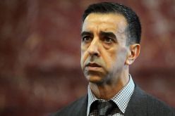 حـدّاد وسياسـة هنا يموت قاسـي