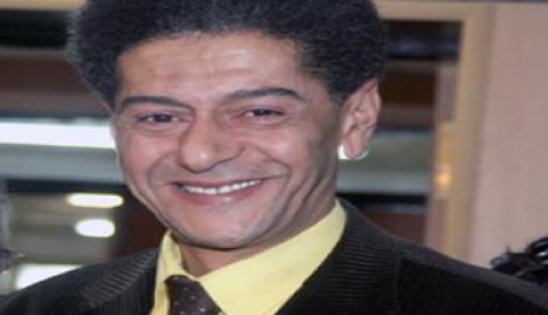 حلمي تقديم عمل يفيد الجزائريين مع عثمان عريوات مشكلة الفن في الجزائر تكمن في الجدية
