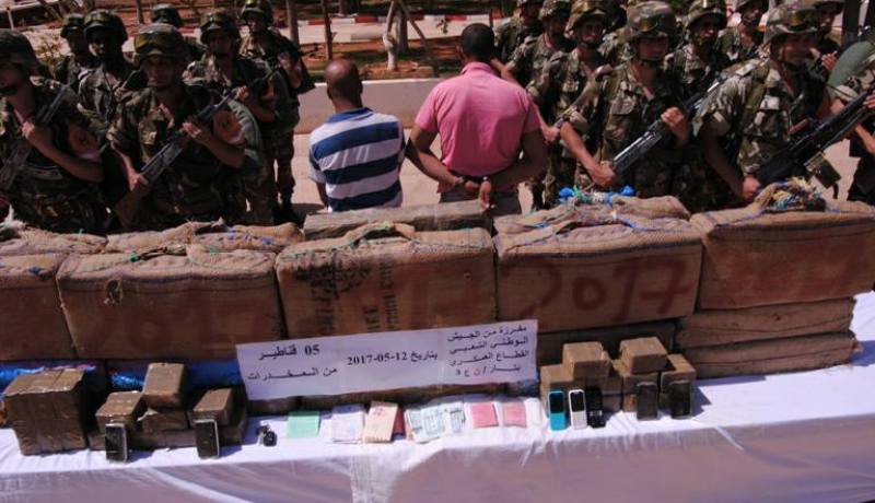 إحباط محاولة اغراق الجزائر بـ 8 قناطير من الكيف المعالج