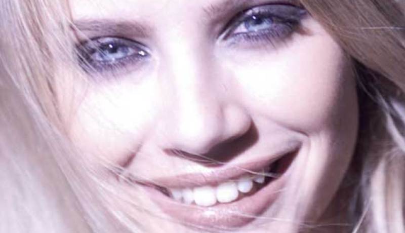 ‮” ‬الــلـــي‮ ‬يــضــــحك‮ ‬يــلحـــق‮”‬