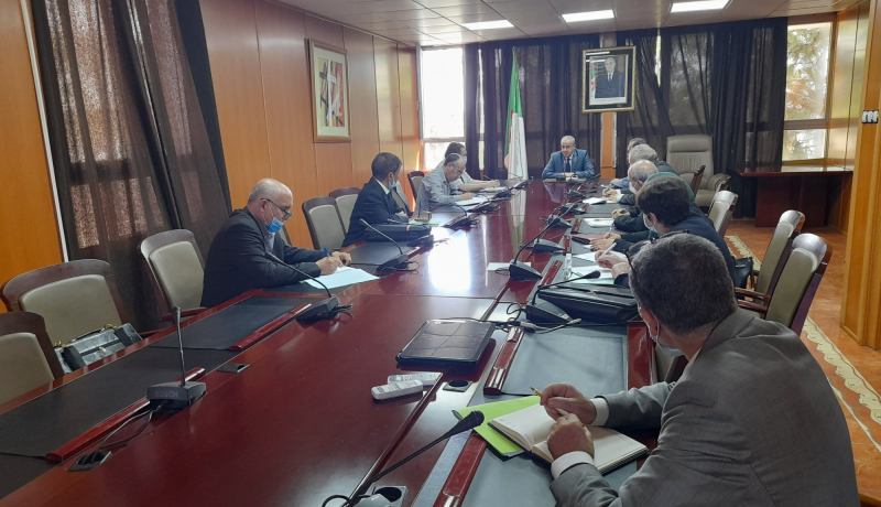 تنصيب أعضاء اللجنة الوطنية لتطوير الرياضيات