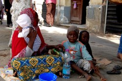 إعادة الرعايا النيجريين المقيمين في الجزائر بصفة غير شرعية إلى بلدهم غدا