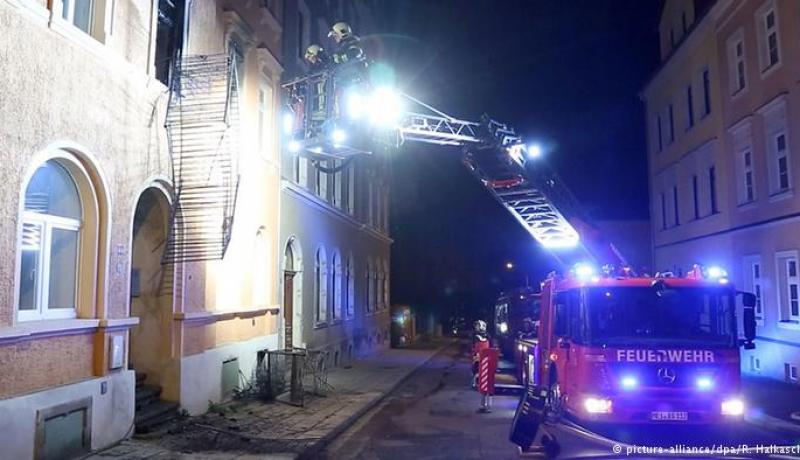 10 مصابين إثر حريق متعمد داخل مركز لإيواء اللاجئين في ألمانيا