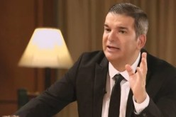 طوني خليفة يثير ضجة بسبب اللوك الجديد