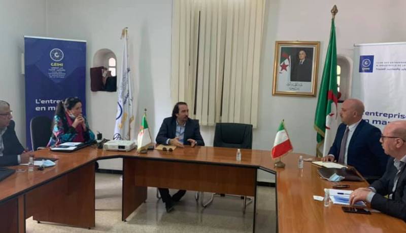 نادي المقاولين والصناعيين للمتيجة ينظم جلسة عمل مع وكالة “AICS” الإيطالية