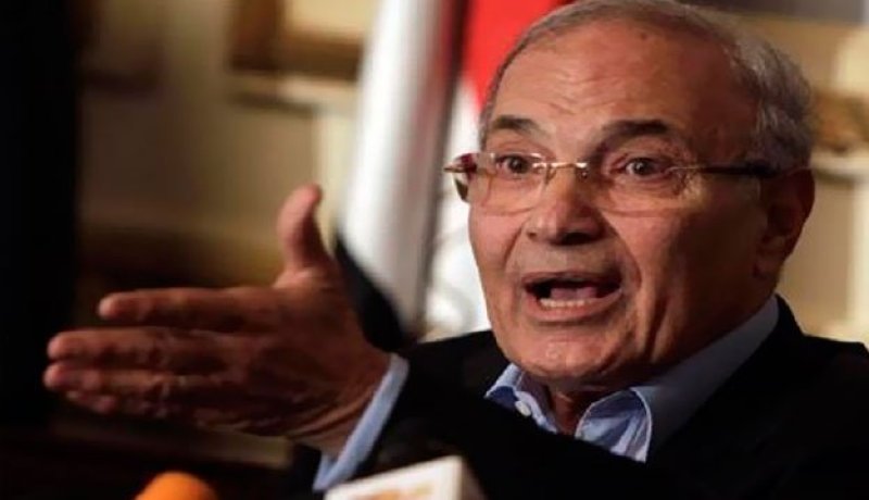 شفيق : لا تخوفونا بشرعية مرسى