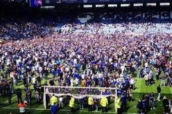 ليستر سيتى يوزع البيرة مجانا على الجماهير خلال مباراة ألمان سيتى