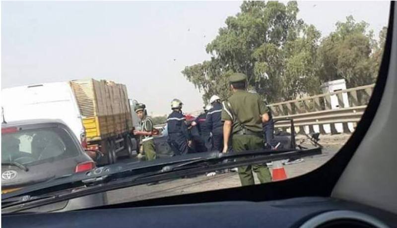 7 جرحى في اصطدام حافلة بسيارة في غليزان