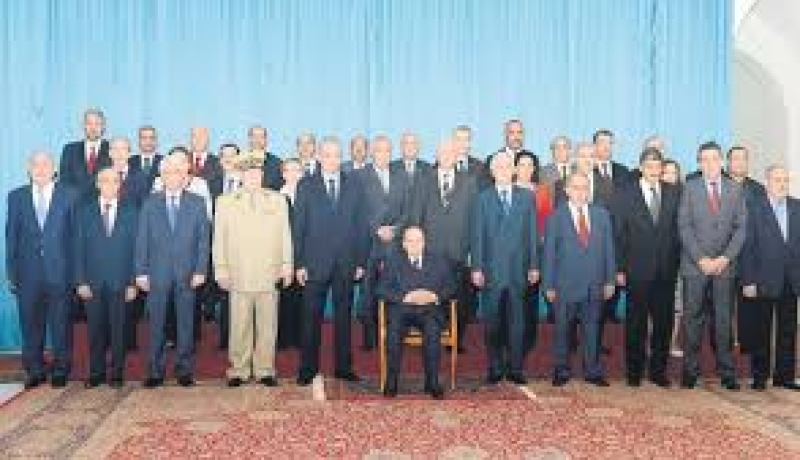 بوتفليقة في طريقه لتعديل الحكومة خلال الدخول الاجتماعي المقبل