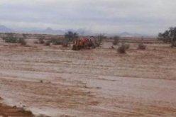 توزيع مساعدات على عائلات متضررة من سيلان أودية بإليزي