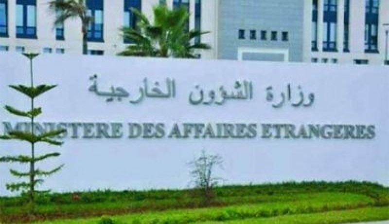 وزير الشؤون الخارجية البوتسواني يقوم بزيارة الى الجزائر ابتداء من يوم غد الاثنين
