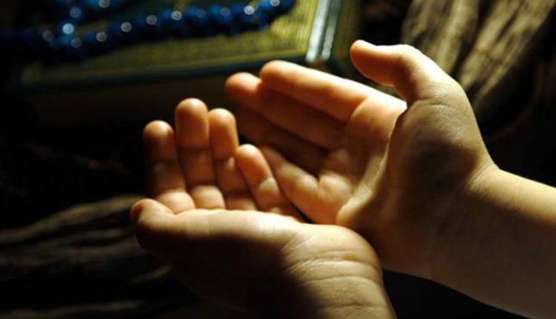 اجعلوا أولادكم مصدرا للدعاء المستمر