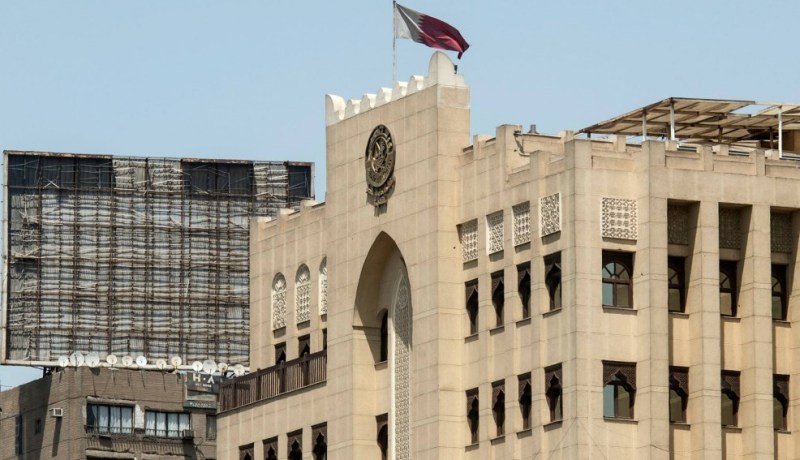 سفير قطر يعود للقاهرة بعد مغادرتها بثماني أيام لهذا السبب