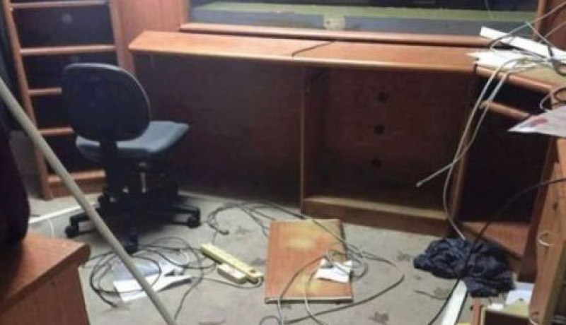 قوات الإحتلال الإسرائيلي تغلق إذاعة دريم الفلسطينية بمدينة الخليل