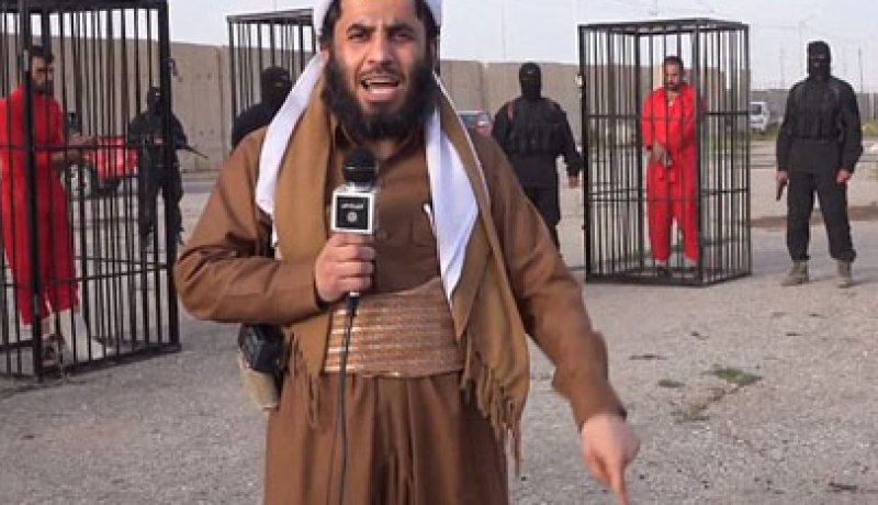 صور وفيديو لـ 21 شخصا من عشيرة البشمركة في أقفاص حديدية على طريقة معاد الكساسبة