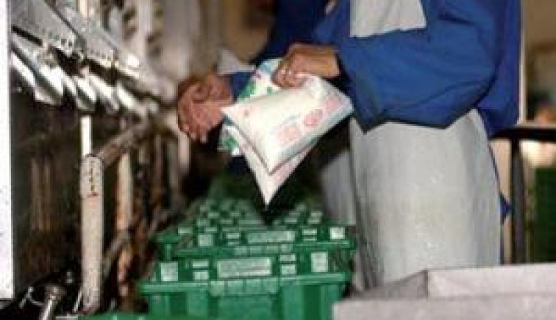 أزمـــــة حليــــب خـــــانقة بولايـــــات الوســـــــط‮ ‬