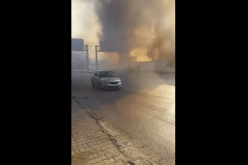 بالفيديو والصور.. نشوب حريق مهول بحظيرة سيارات في القبة
