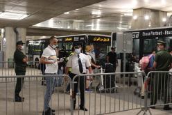إيتوزا: تسخير 13 حافلة لنقل العائدين إلى الجزائر نحو الفنادق لقضاء الحجر