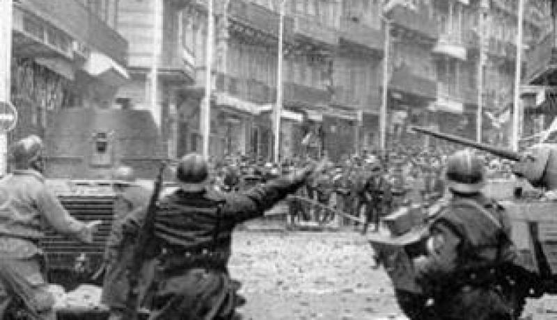 الملازم أول في صفوف جيش التحرير الوطني مقران ايت مهدي يسلط الضوء على تاريخ الولاية الثالثة